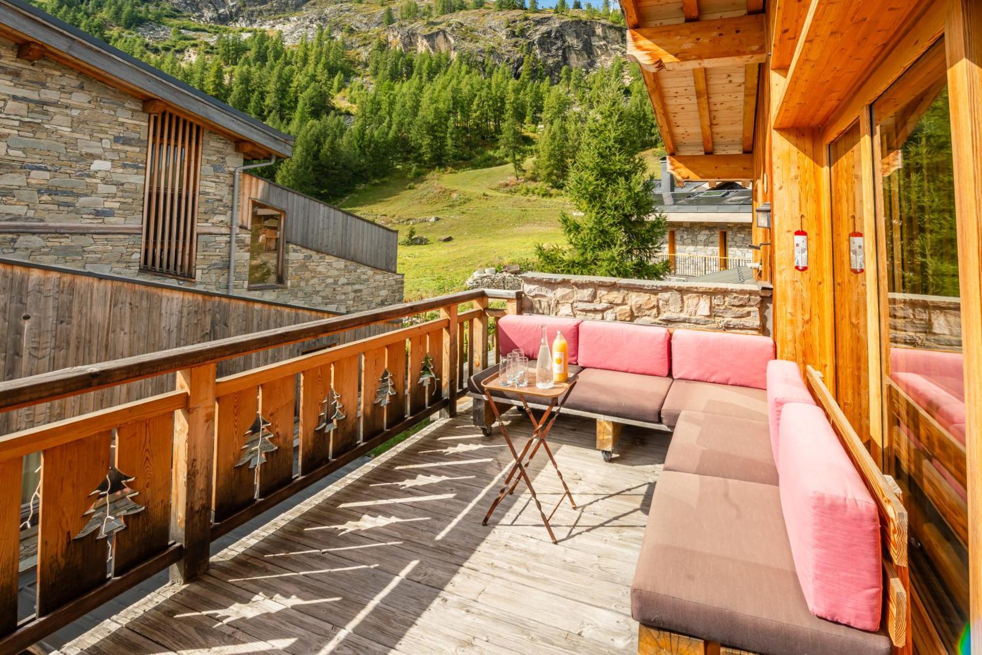 Chalet Monte Bianco ทีนเญอ ภายนอก รูปภาพ