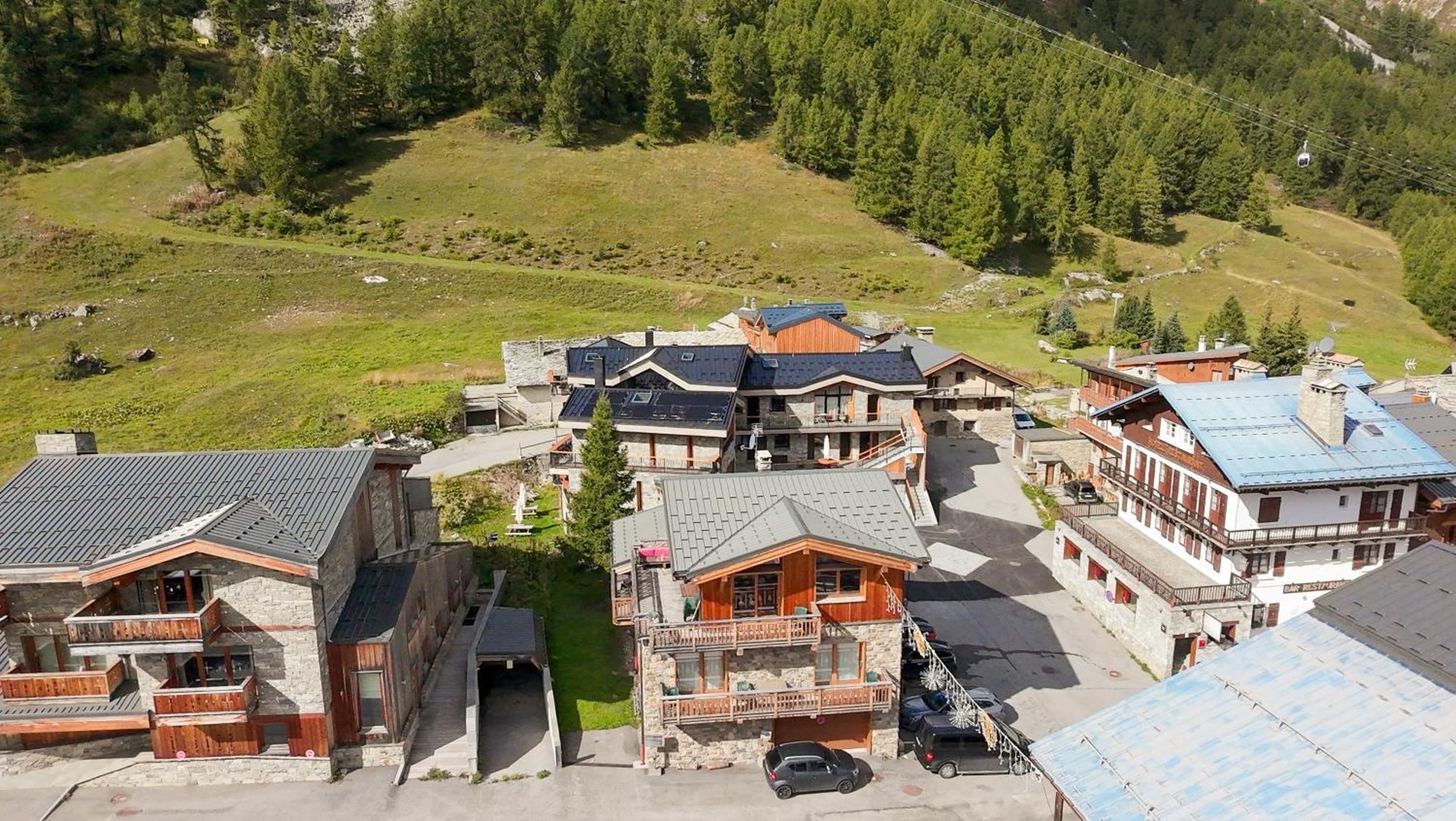 Chalet Monte Bianco ทีนเญอ ภายนอก รูปภาพ