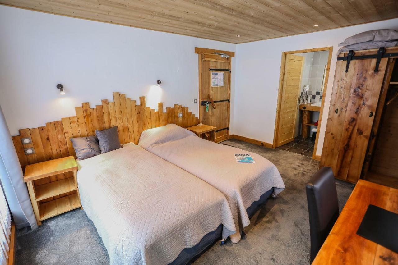 Chalet Monte Bianco ทีนเญอ ภายนอก รูปภาพ